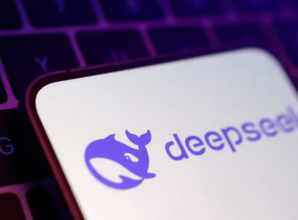 DeepSeek vs. Gemini Summarization Comparison