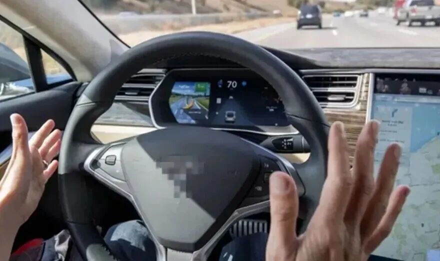 Algorithmic Design Automobiles The ultimate intelligence of a car is to ensure the safety of its ...